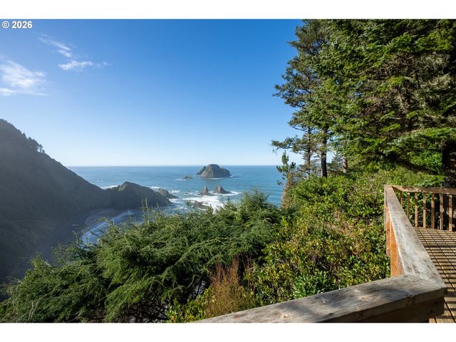2430 CAPE MEARES Loop, Oceanside, OR 97134
