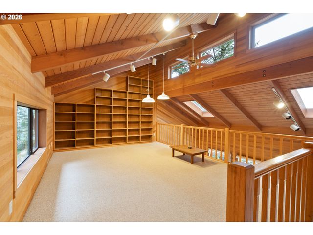 2430 CAPE MEARES Loop, Oceanside, OR 97134