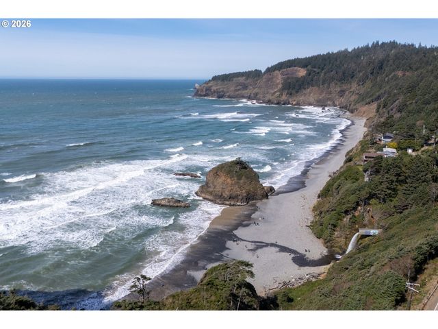 2430 CAPE MEARES Loop, Oceanside, OR 97134