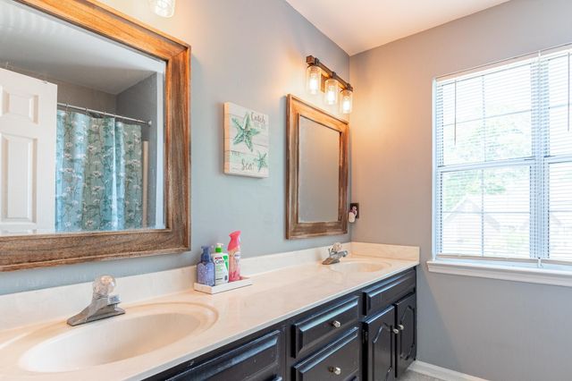 6802 French Quarter Court, Hixson, TN 37343