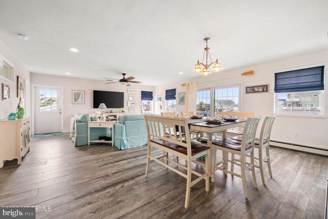 128 S LONGBOAT DR, Tuckerton, NJ 08087