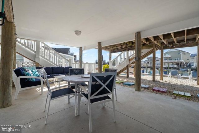 128 S LONGBOAT DR, Tuckerton, NJ 08087