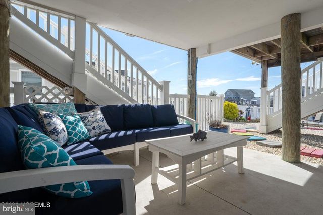 128 S LONGBOAT DR, Tuckerton, NJ 08087
