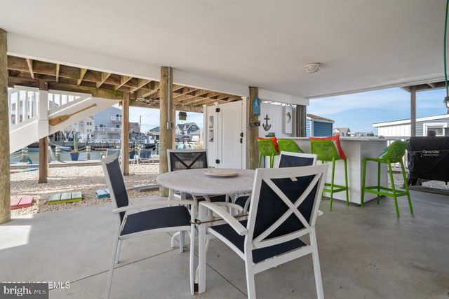 128 S LONGBOAT DR, Tuckerton, NJ 08087