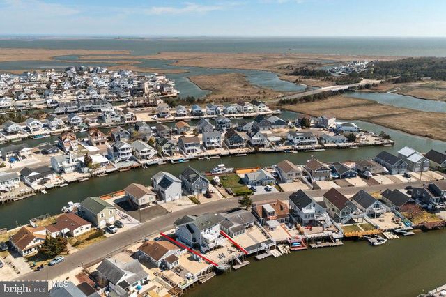 128 S LONGBOAT DR, Tuckerton, NJ 08087