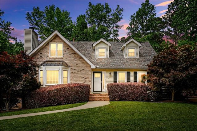 2320 Brownstone Court NE, Marietta, GA 30062