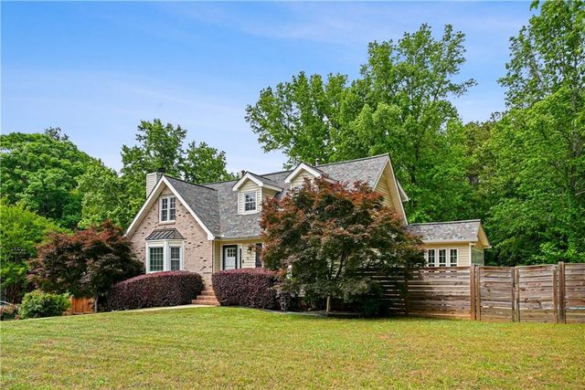 2320 Brownstone Court NE, Marietta, GA 30062