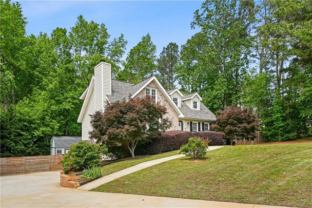 2320 Brownstone Court NE, Marietta, GA 30062