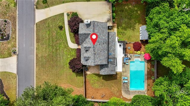 2320 Brownstone Court NE, Marietta, GA 30062