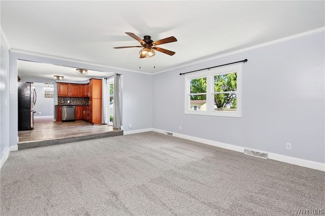 5 Quail Hollow, Lancaster, NY 14086