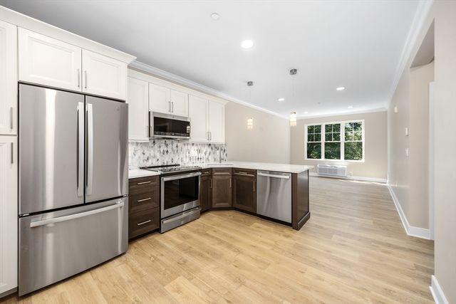21 Totman Street 203, Quincy, MA 02169