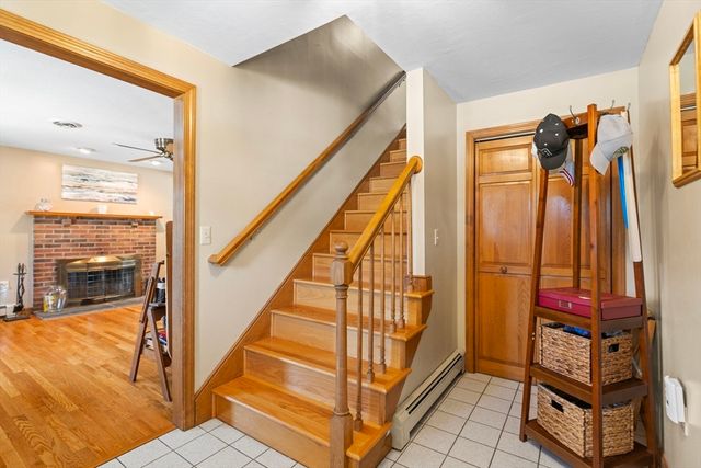 4 Jacob Way, Attleboro, MA 02703