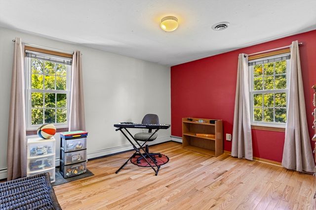 4 Jacob Way, Attleboro, MA 02703