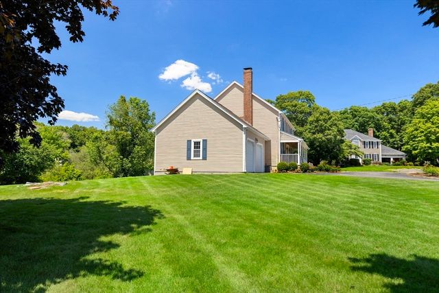 4 Jacob Way, Attleboro, MA 02703