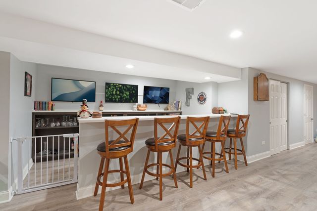 864 Saint Andrews Way, Frankfort, IL 60423