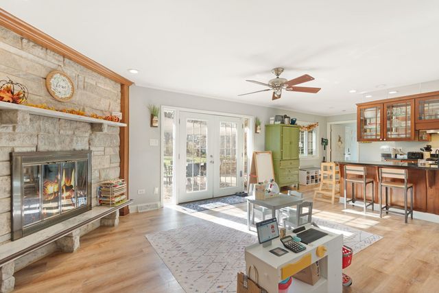 864 Saint Andrews Way, Frankfort, IL 60423