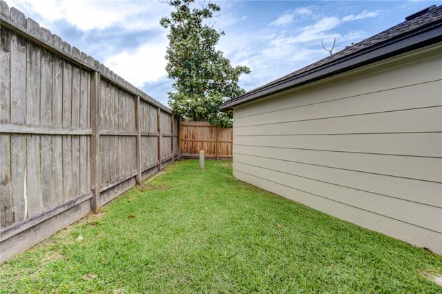 1406 Rustic Knolls Drive, Katy, TX 77450