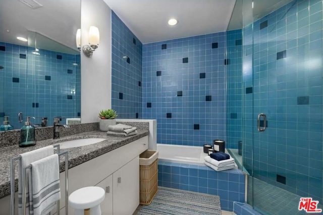 1100 Wilshire Boulevard 2605, Los Angeles, CA 90017