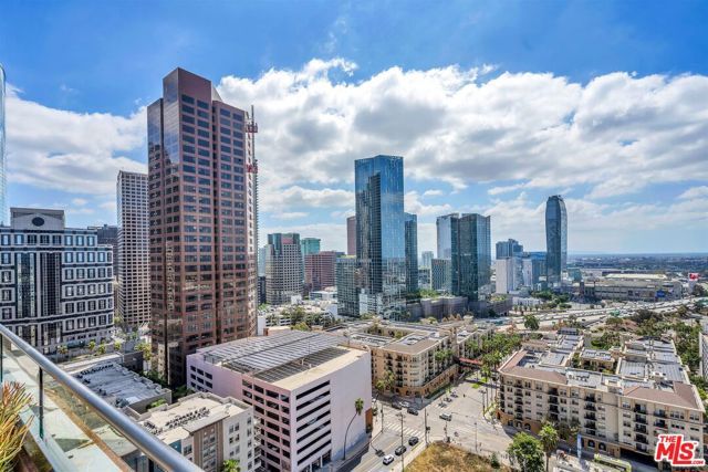 1100 Wilshire Boulevard 2605, Los Angeles, CA 90017