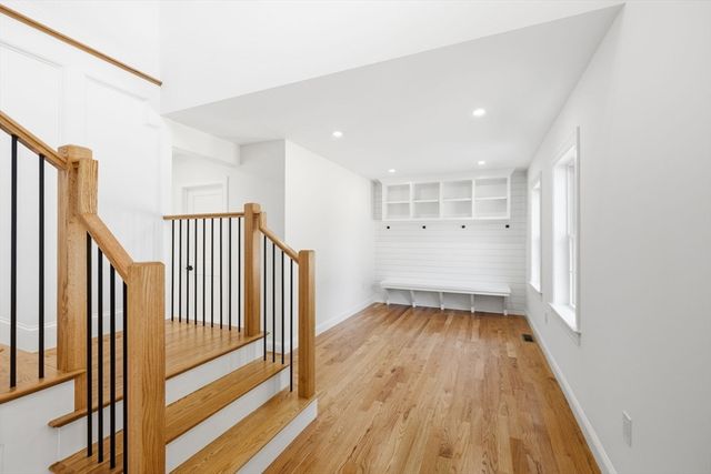 157 Compass Cir, Barnstable, MA 02601