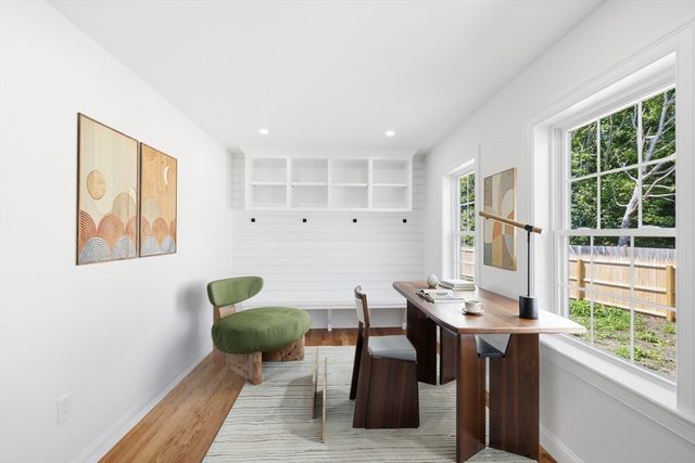 157 Compass Cir, Barnstable, MA 02601