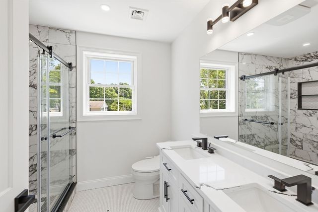 157 Compass Cir, Barnstable, MA 02601