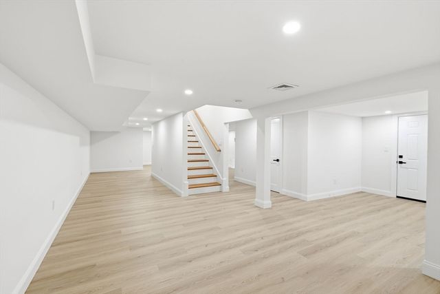 157 Compass Cir, Barnstable, MA 02601