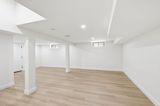 157 Compass Cir, Barnstable, MA 02601