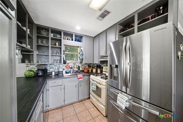 1335 Elm Creek Road, New Braunfels, TX 78132