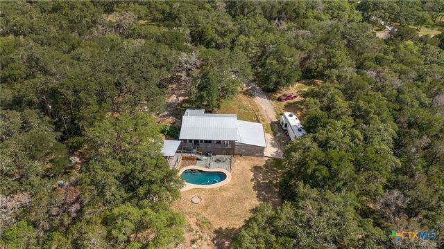 1335 Elm Creek Road, New Braunfels, TX 78132