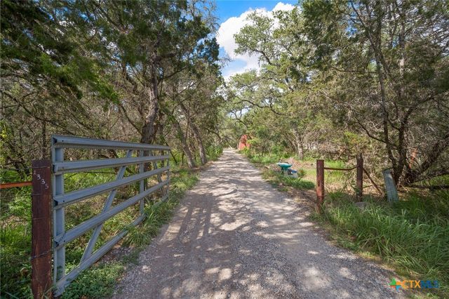 1335 Elm Creek Road, New Braunfels, TX 78132