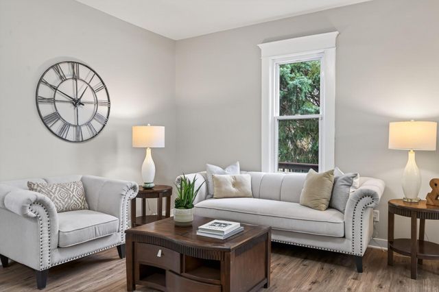 3247 Humboldt Avenue N, Minneapolis, MN 55412