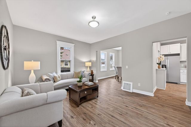 3247 Humboldt Avenue N, Minneapolis, MN 55412