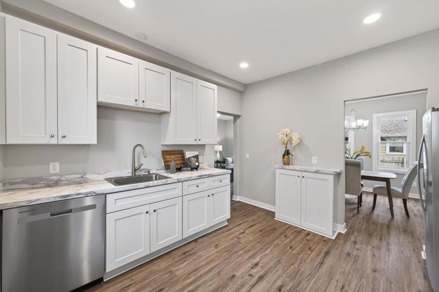 3247 Humboldt Avenue N, Minneapolis, MN 55412