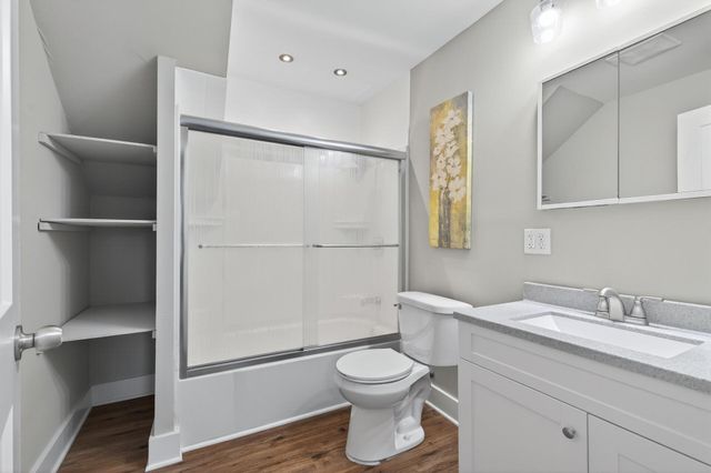 3247 Humboldt Avenue N, Minneapolis, MN 55412