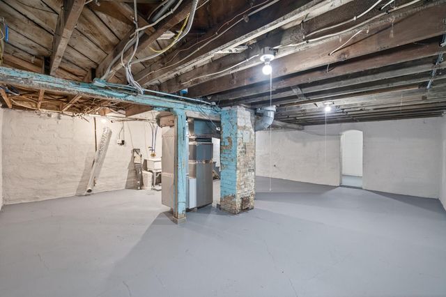 3247 Humboldt Avenue N, Minneapolis, MN 55412