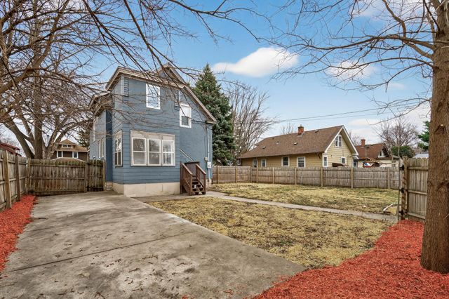 3247 Humboldt Avenue N, Minneapolis, MN 55412