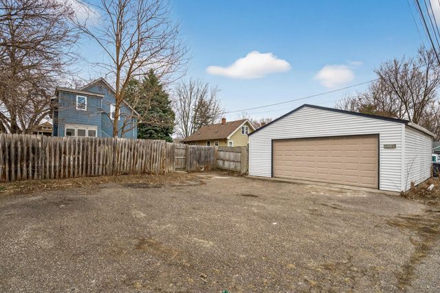 3247 Humboldt Avenue N, Minneapolis, MN 55412