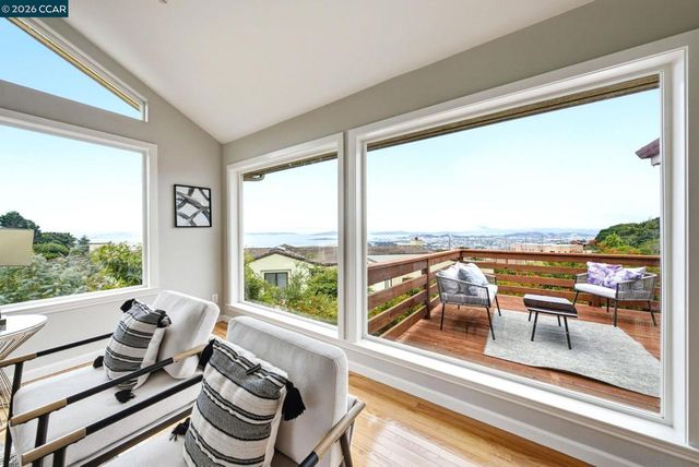 8505 Maiden Ln, El Cerrito, CA 94530
