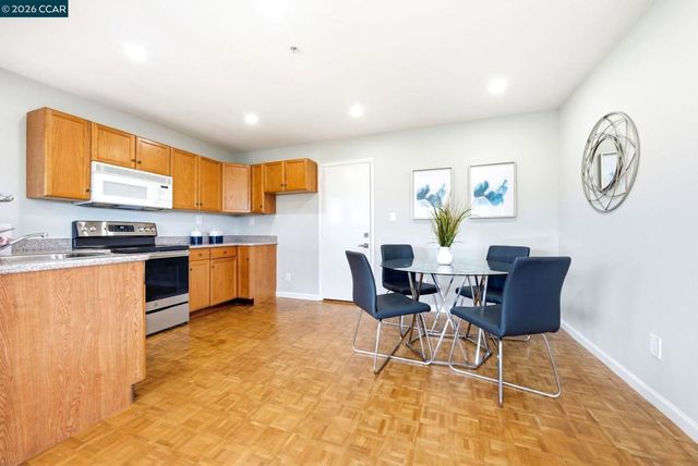 8505 Maiden Ln, El Cerrito, CA 94530