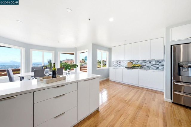 8505 Maiden Ln, El Cerrito, CA 94530