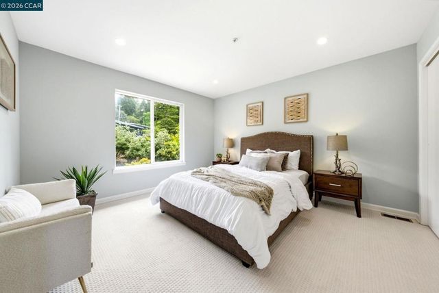 8505 Maiden Ln, El Cerrito, CA 94530