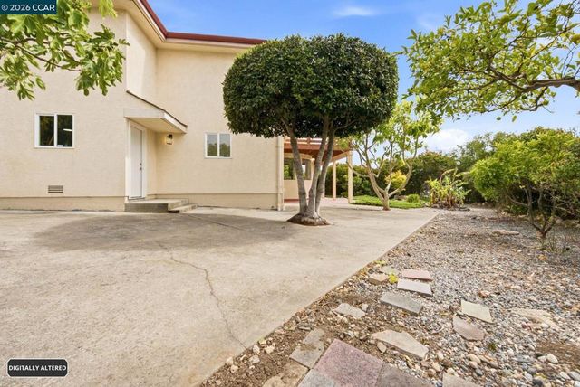 8505 Maiden Ln, El Cerrito, CA 94530
