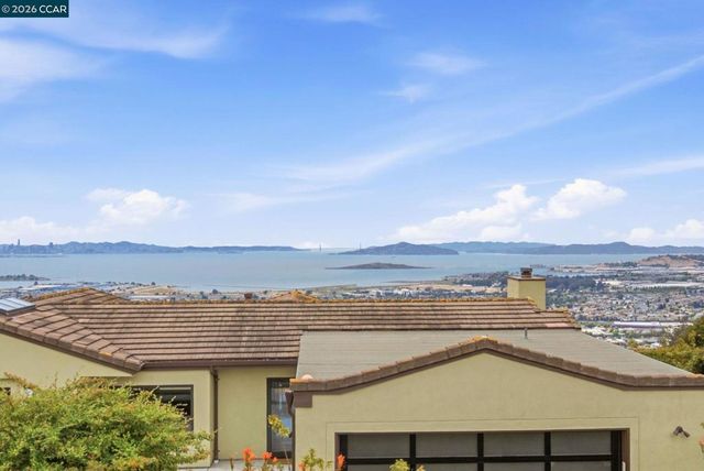 8505 Maiden Ln, El Cerrito, CA 94530