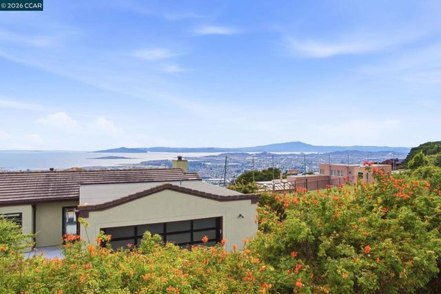 8505 Maiden Ln, El Cerrito, CA 94530