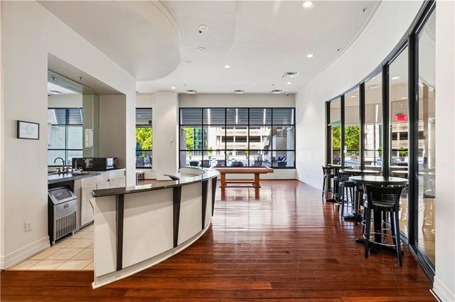 3040 Peachtree Road NW 1503, Atlanta, GA 30305