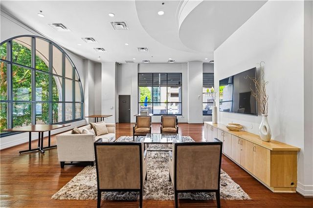 3040 Peachtree Road NW 1503, Atlanta, GA 30305