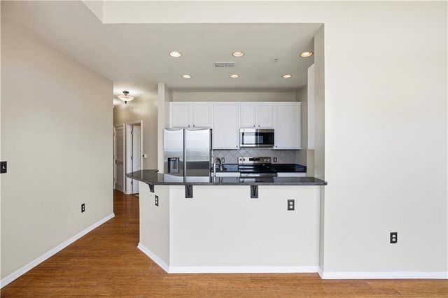 3040 Peachtree Road NW 1503, Atlanta, GA 30305
