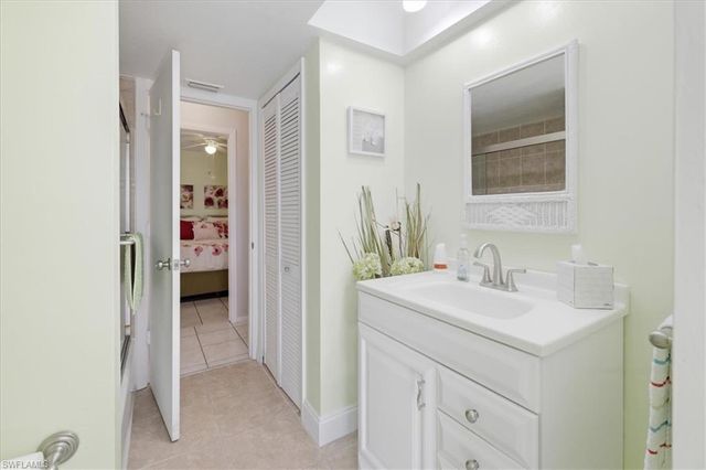 3226 SE 2nd AVE, Cape Coral, FL 33904