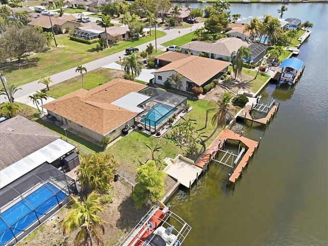 3226 SE 2nd AVE, Cape Coral, FL 33904